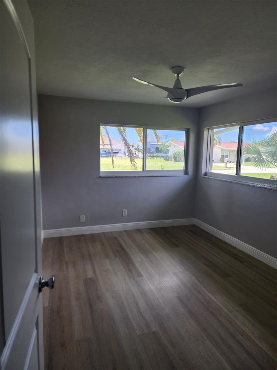 Image 6 of 18 For 5325 Cocoa Court