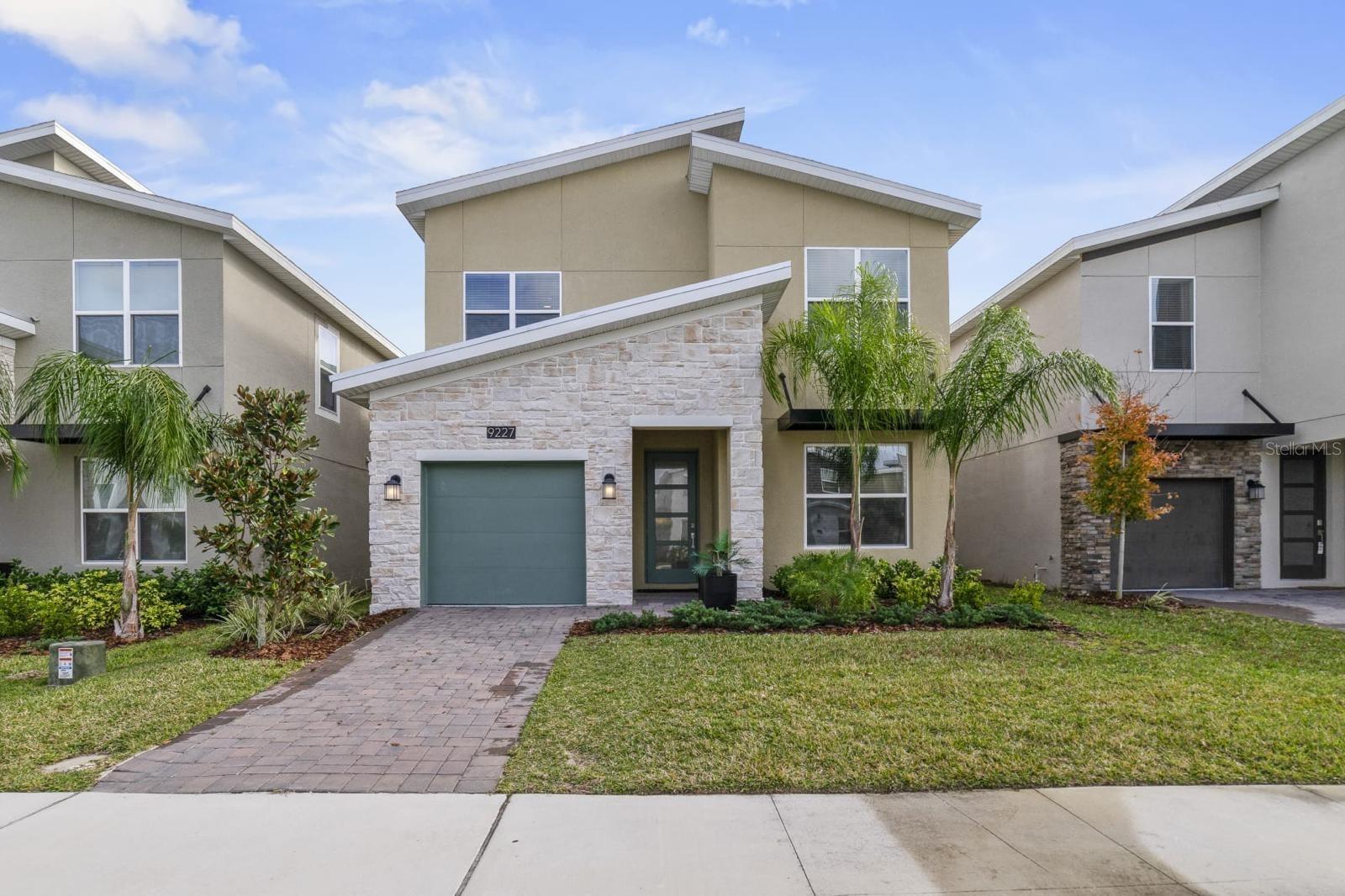 Details for 9227 Sommerset Hills Drive, DAVENPORT, FL 33896