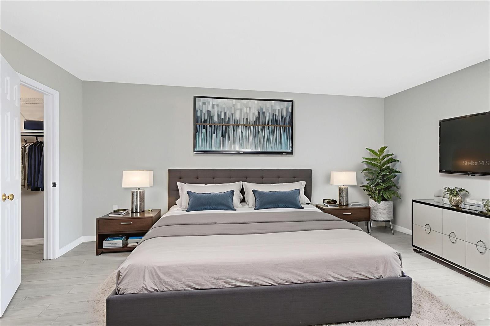 Image 13 of 30 For 1046 Seminole Creek Drive