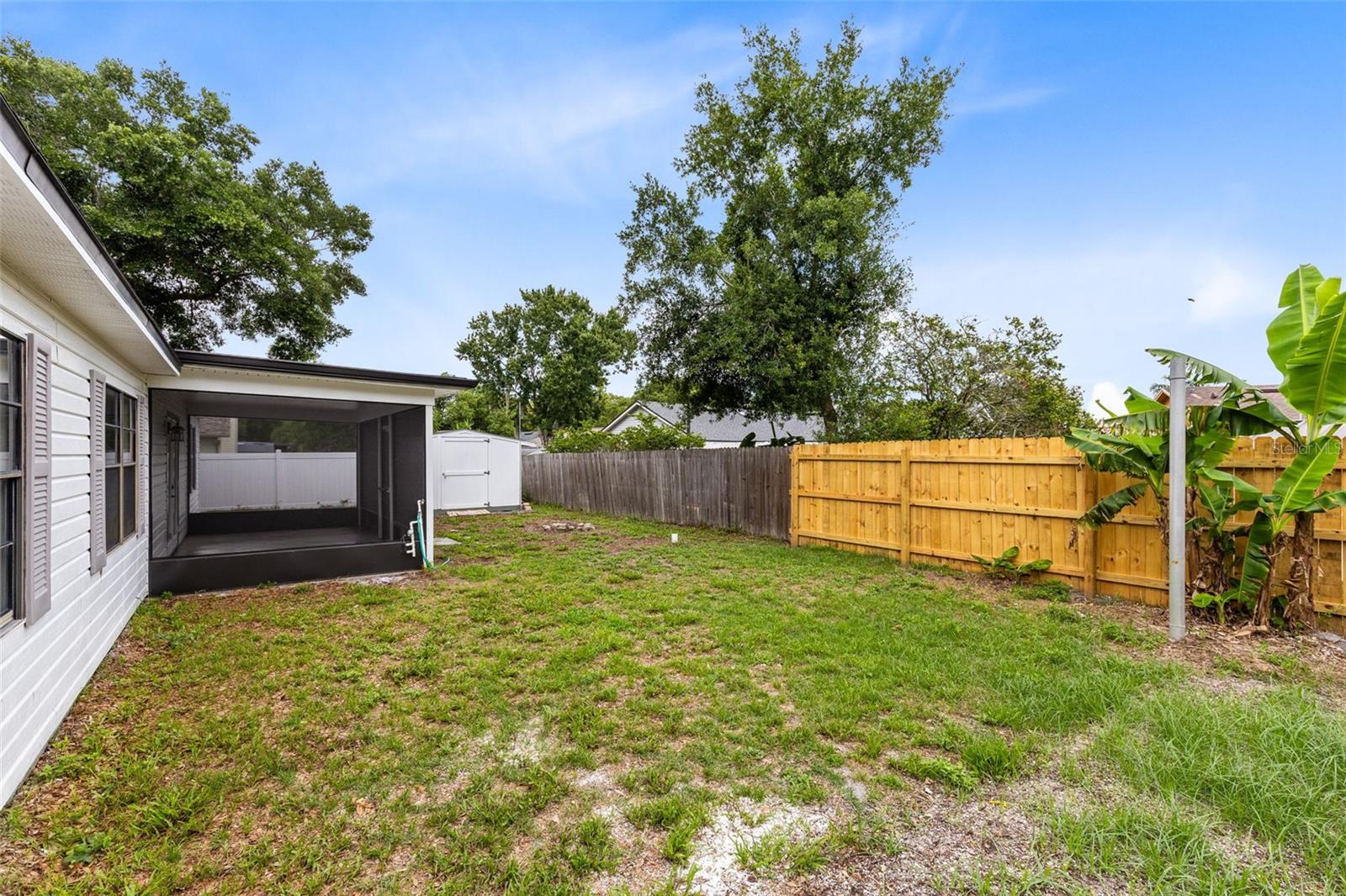 Image 25 of 30 For 1046 Seminole Creek Drive