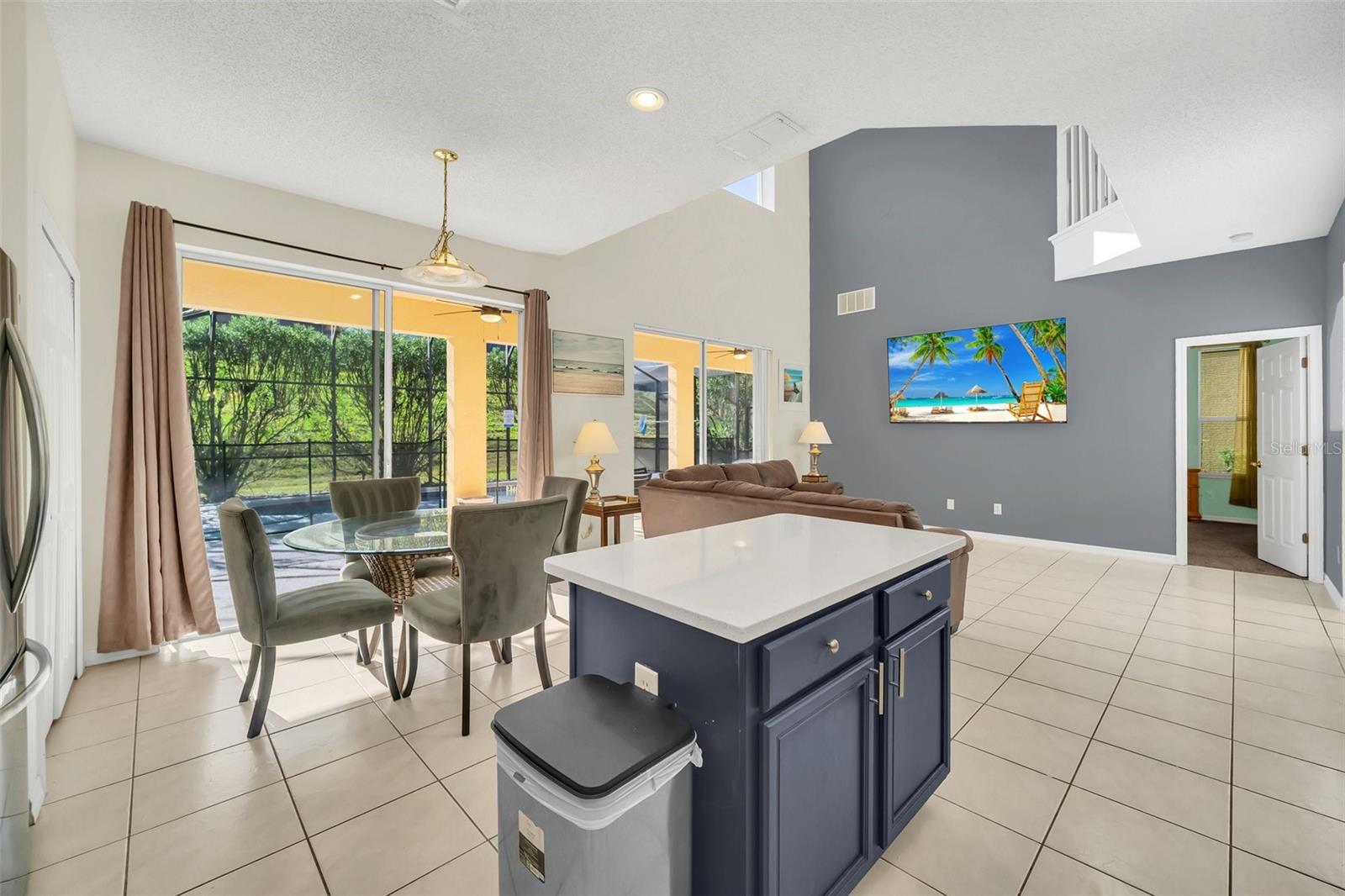 Image 22 of 74 For 8622 La Isla Drive