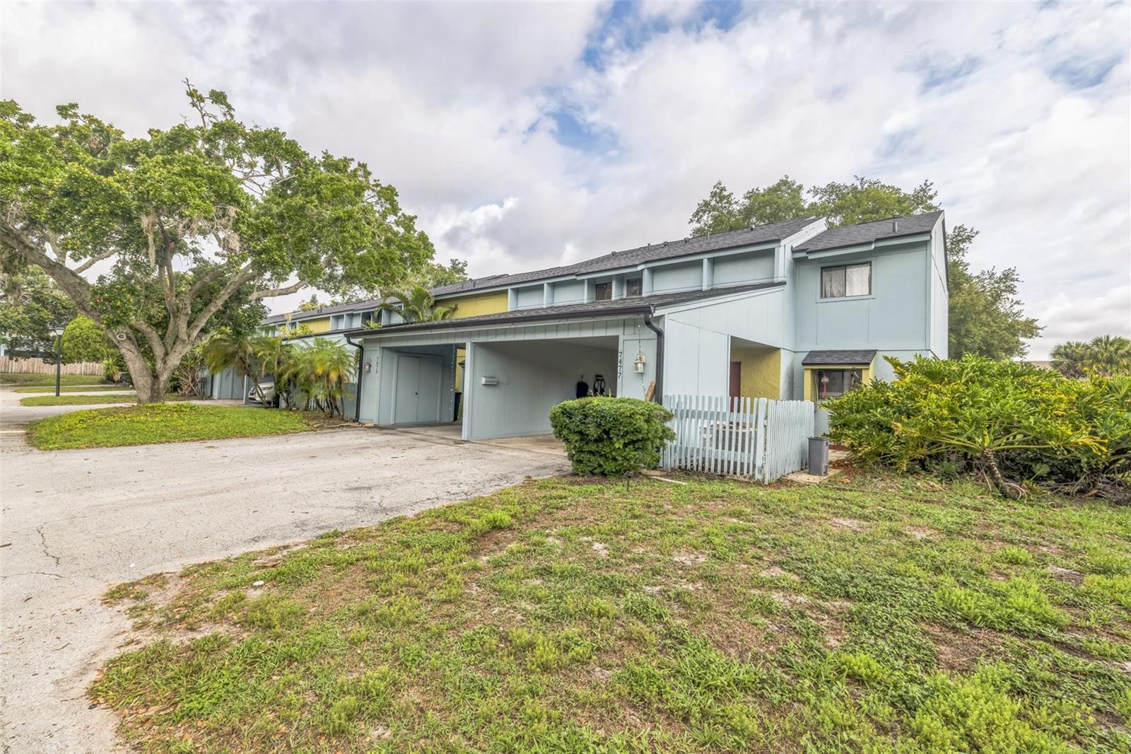 Image 4 of 19 For 7475 Canford Court 21