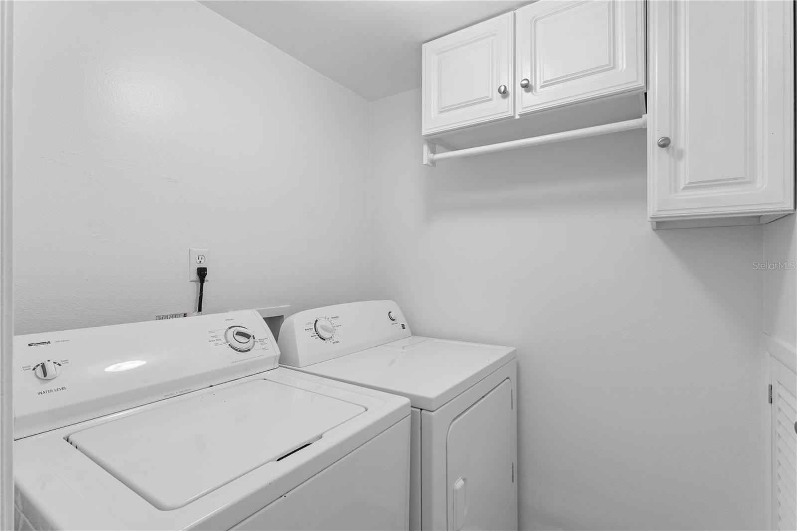 Image 9 of 19 For 7475 Canford Court 21