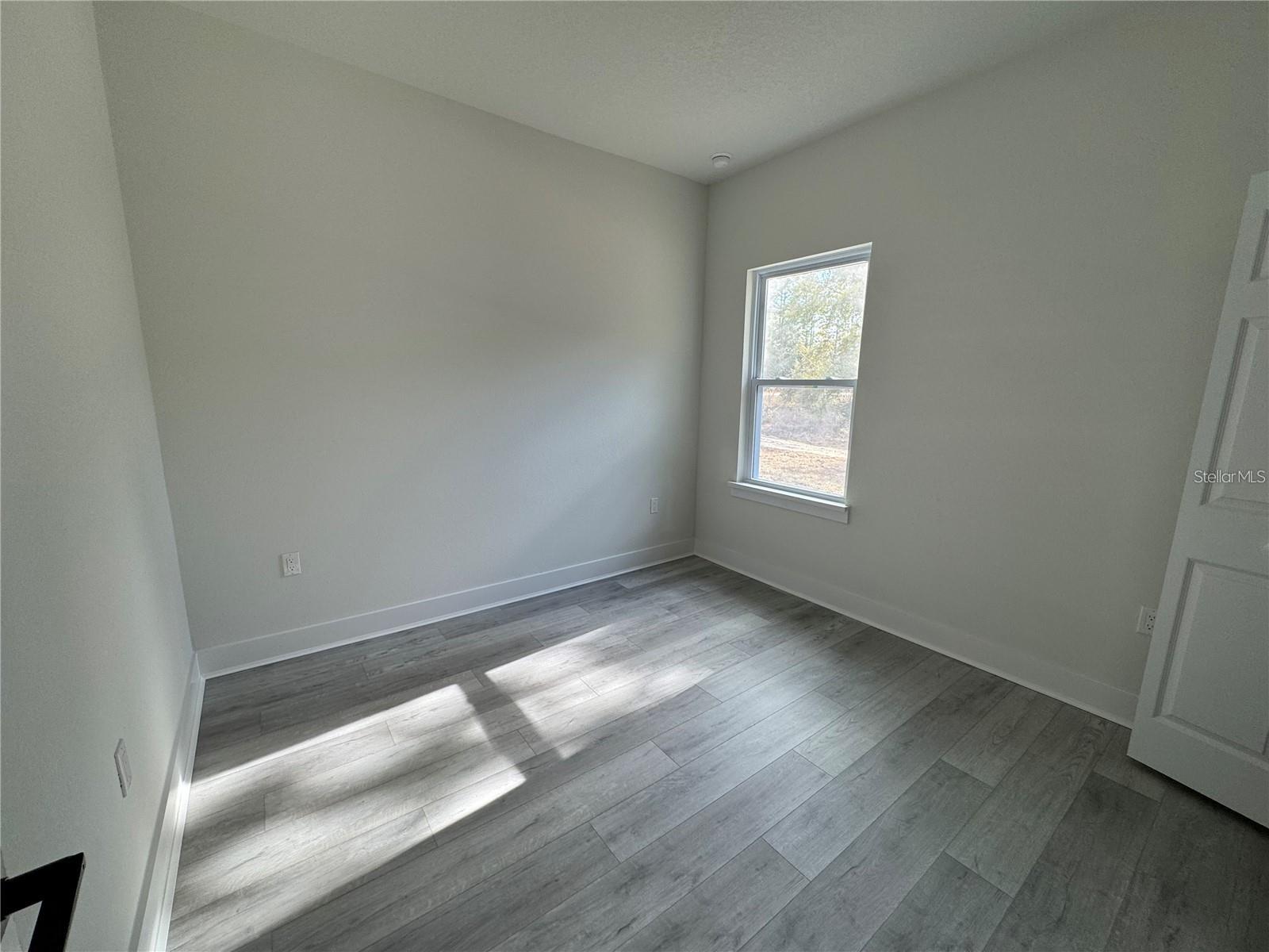 Image 20 of 33 For 702 Marion Oaks Manor