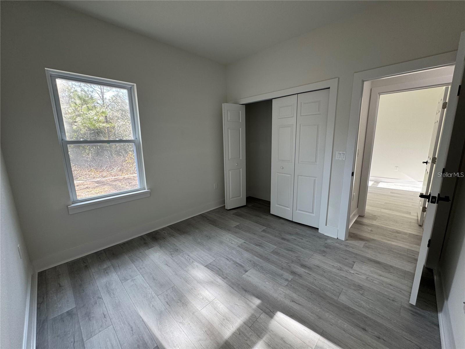Image 22 of 33 For 702 Marion Oaks Manor