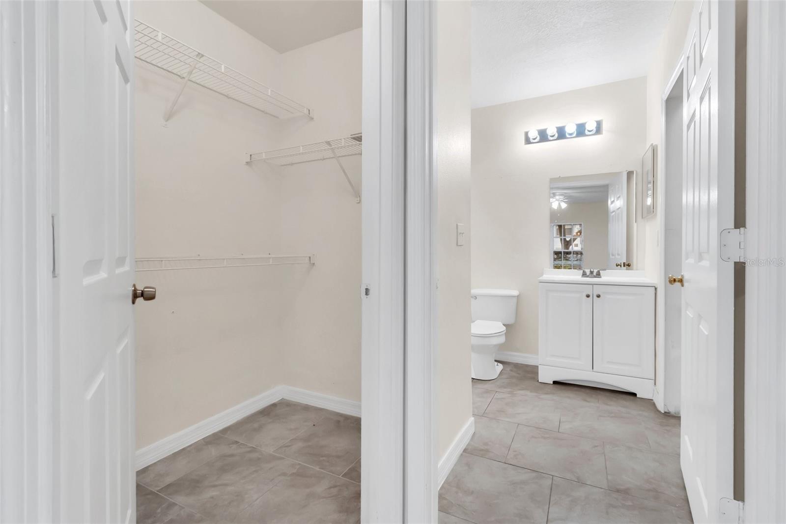 Image 11 of 15 For 4328 Kirkman Road 1311
