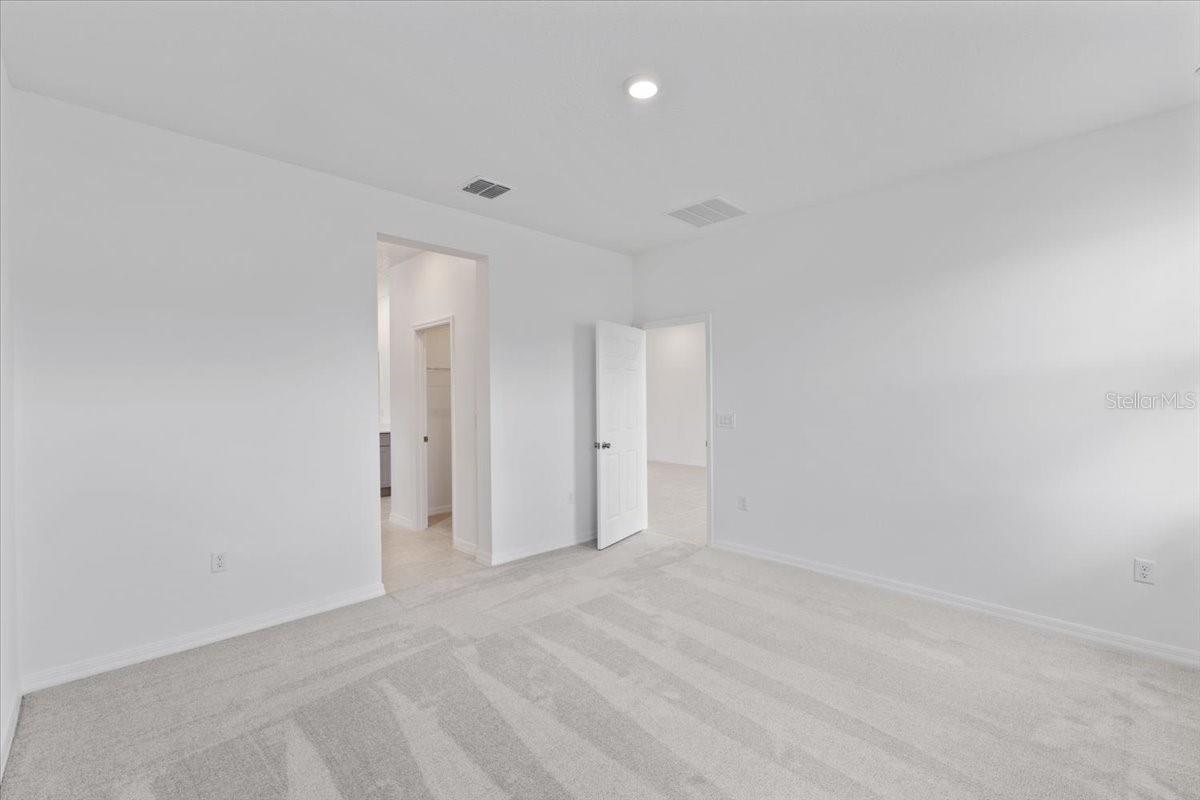 Image 11 of 15 For 180 Duckweed Avenue