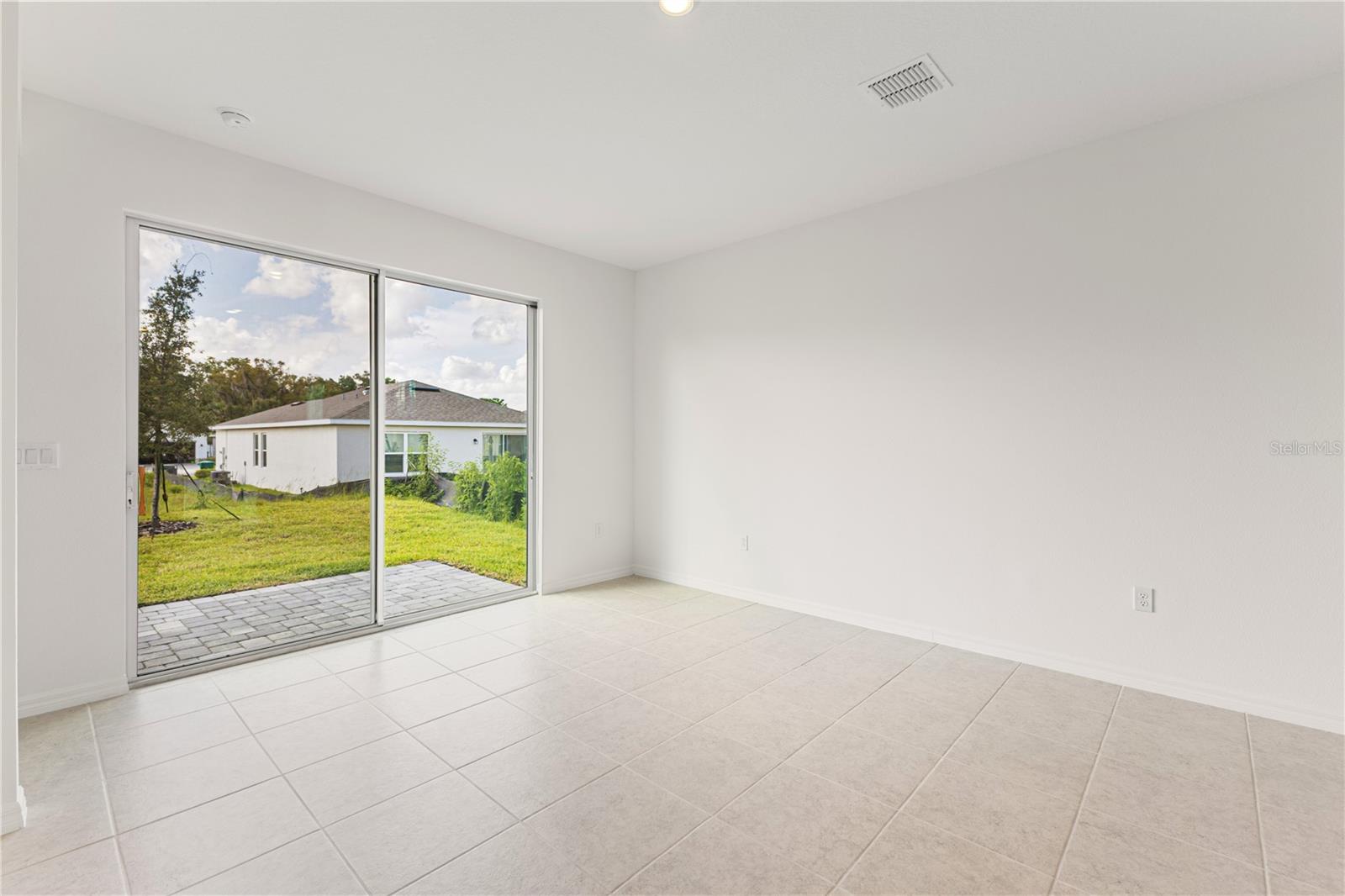 Image 16 of 16 For 192 Duckweed Avenue