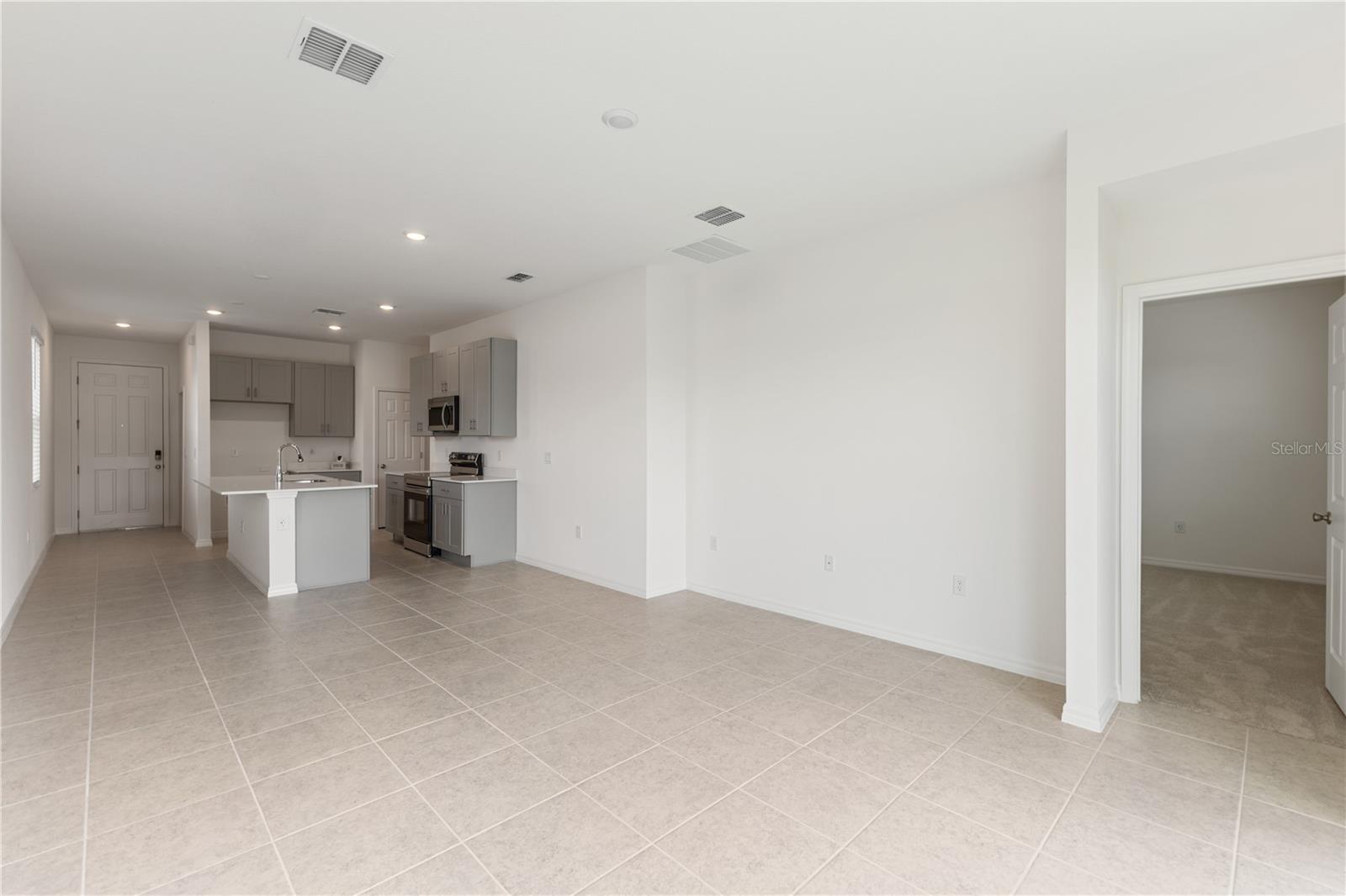 Image 6 of 16 For 192 Duckweed Avenue