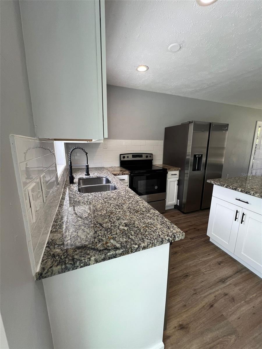 Image 19 of 43 For 1221 Cypress Lane