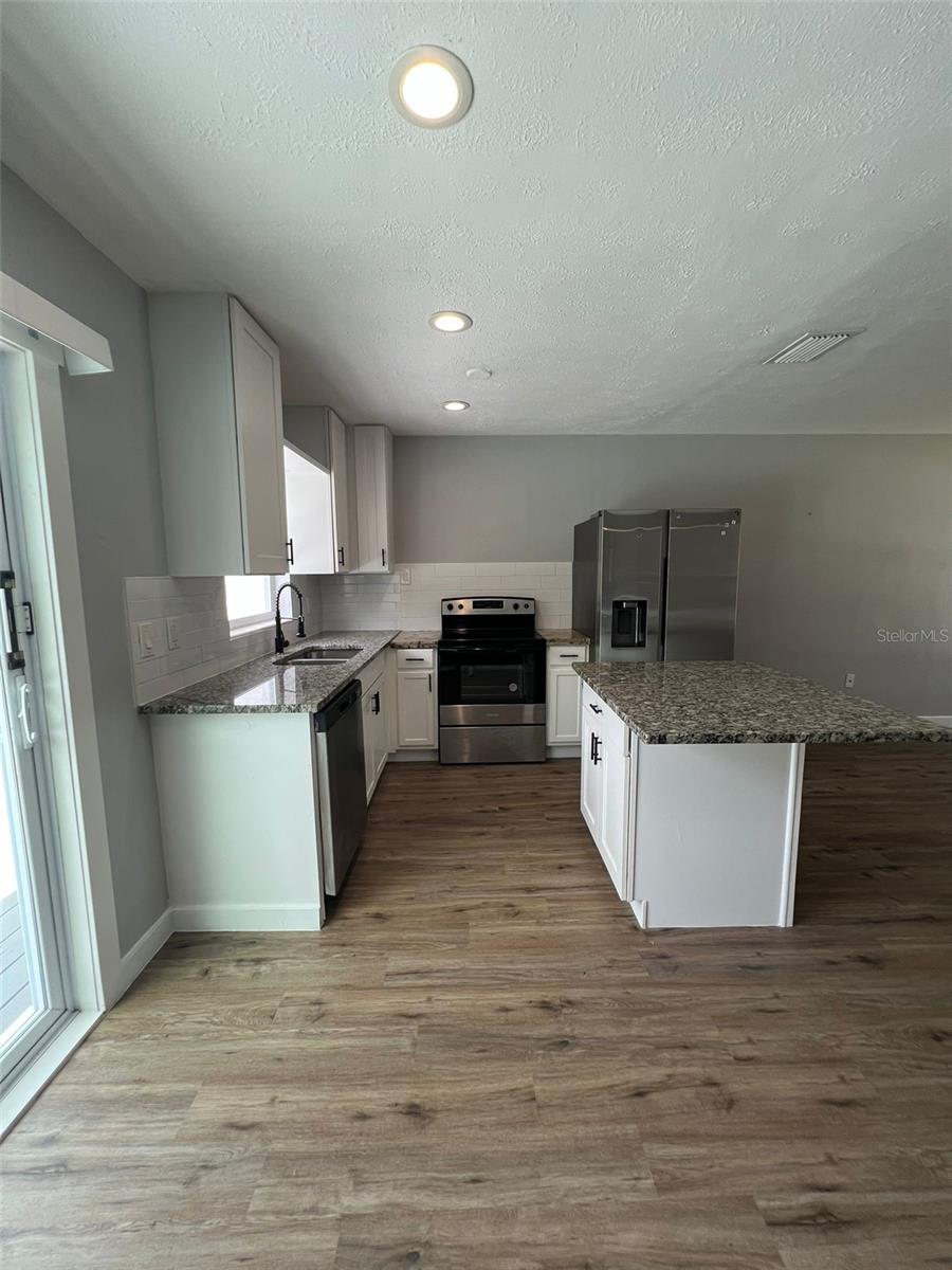 Image 20 of 43 For 1221 Cypress Lane