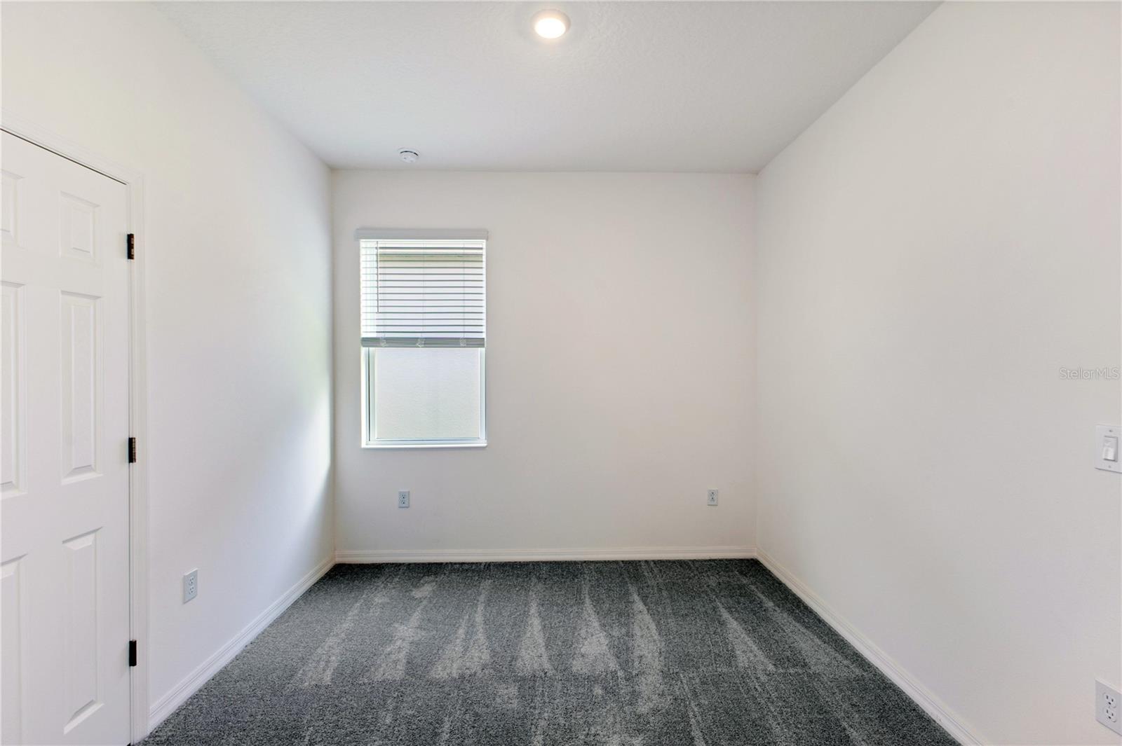 Image 10 of 15 For 196 Duckweed Avenue
