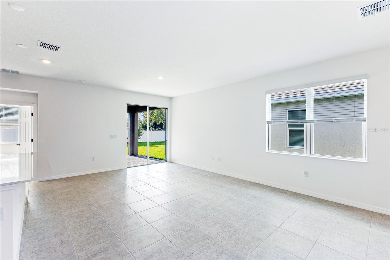 Image 5 of 15 For 196 Duckweed Avenue