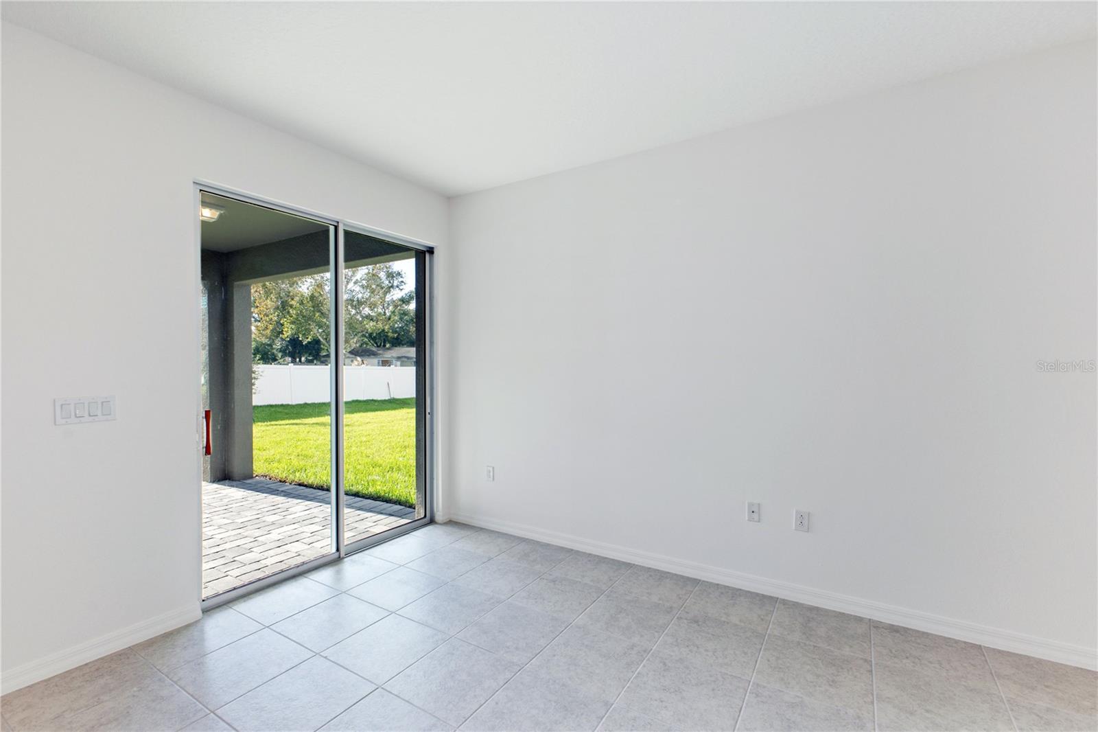 Image 8 of 15 For 196 Duckweed Avenue