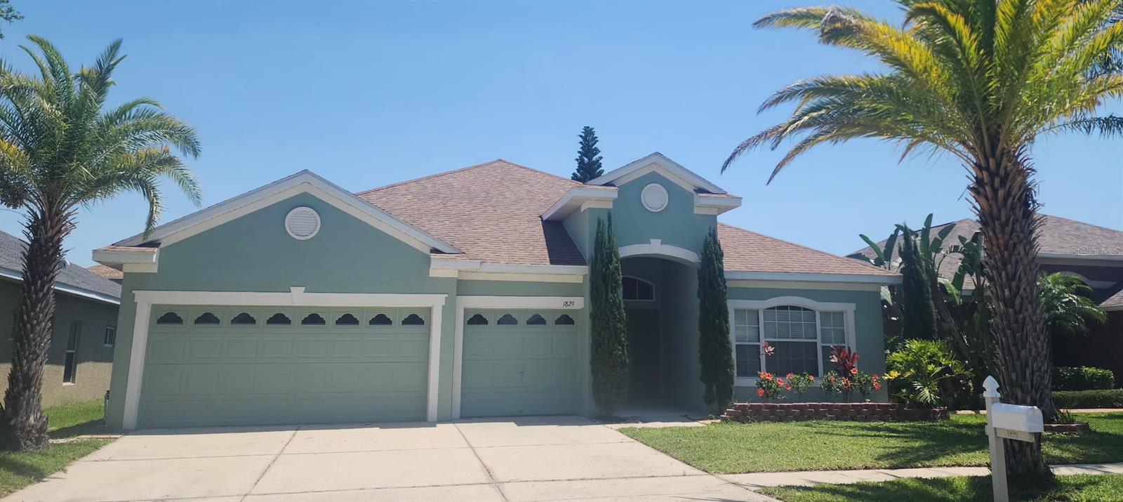 Image 2 of 6 For 1829 Mira Lago Circle