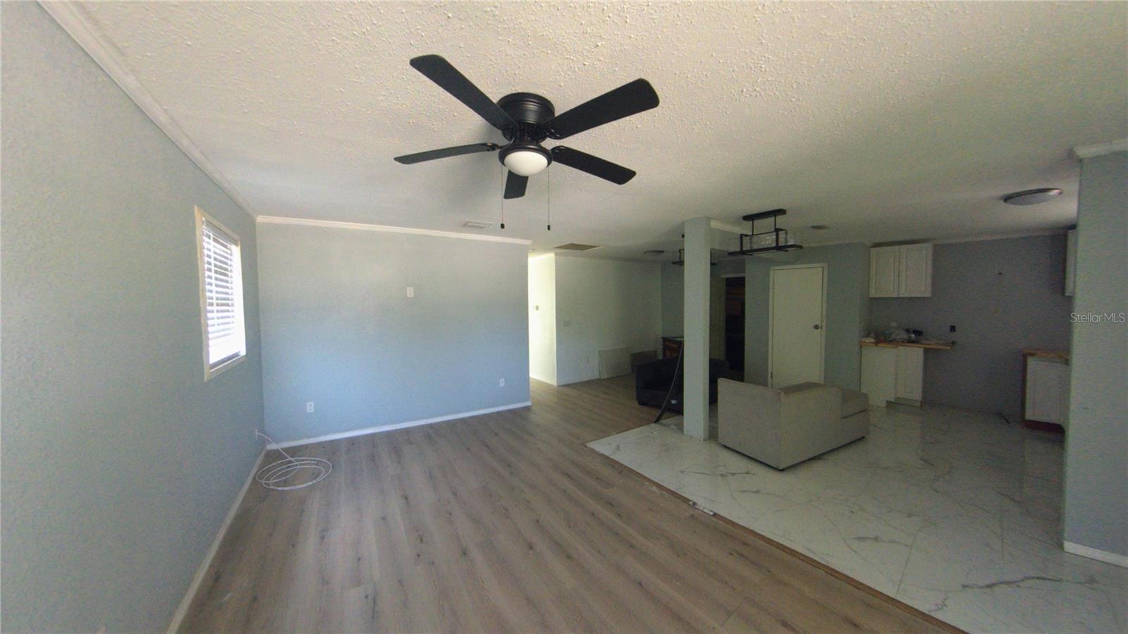 Image 7 of 23 For 39 College Avenue