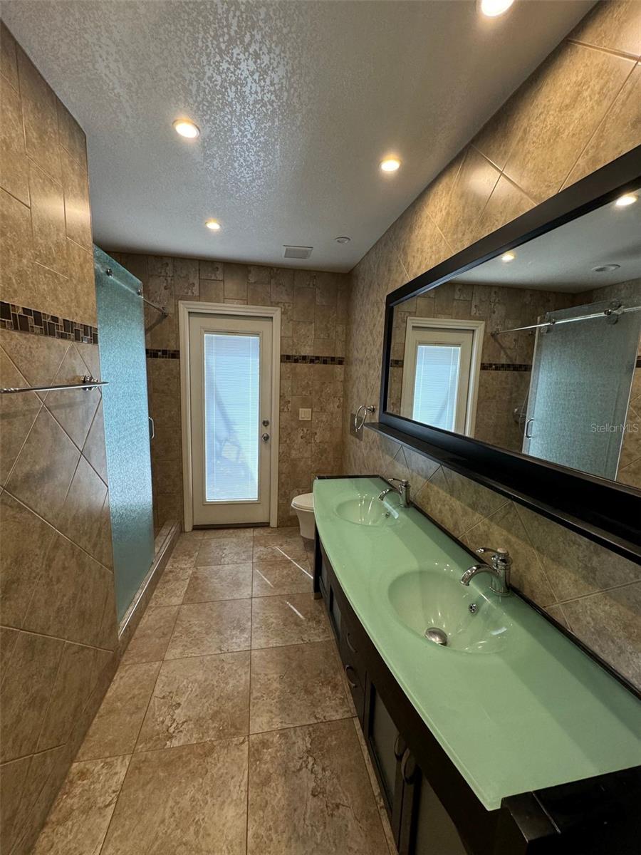 Image 17 of 33 For 4248 Iron Gate Court