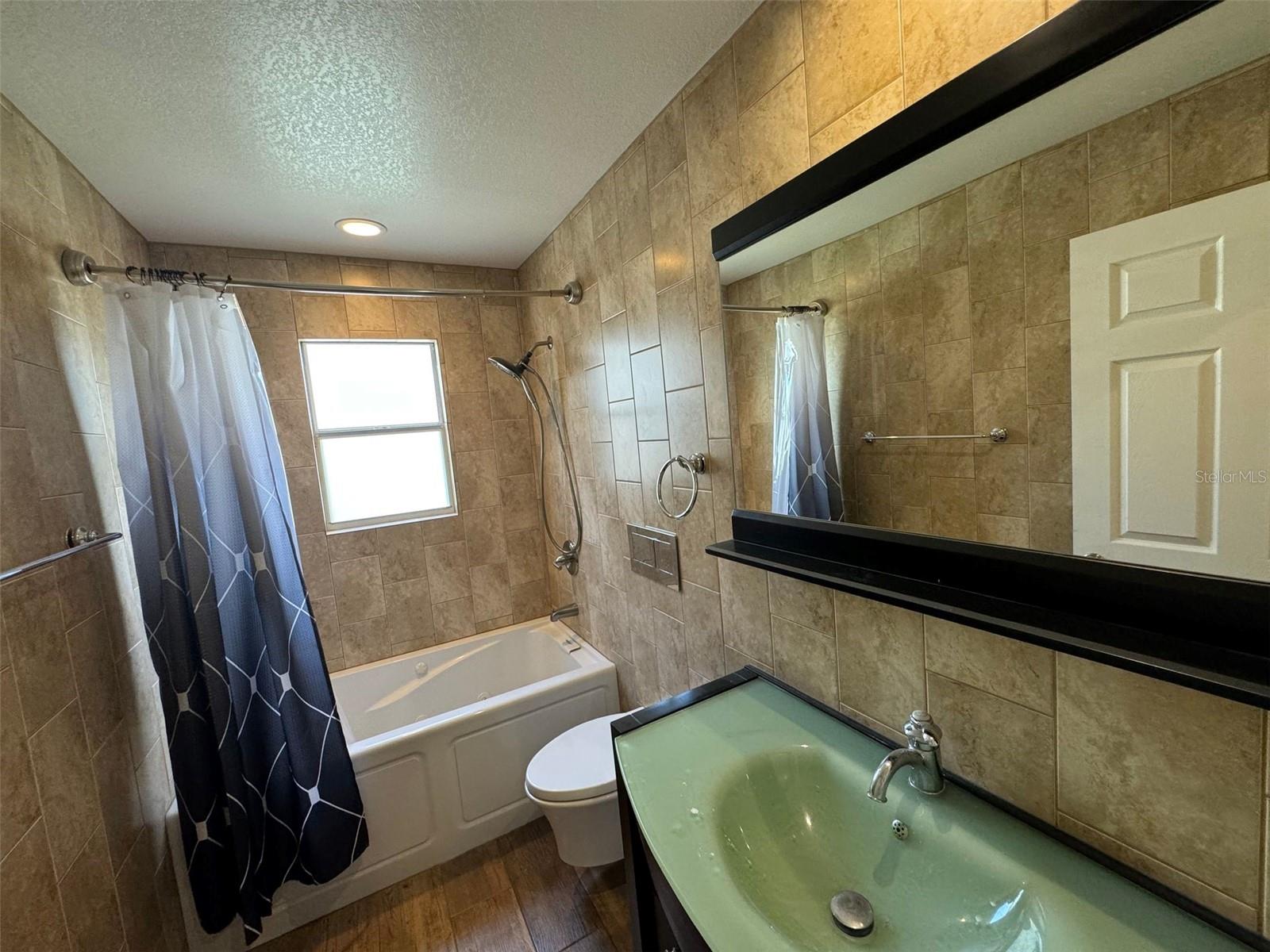 Image 23 of 33 For 4248 Iron Gate Court