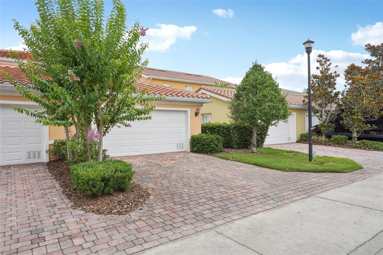 Image 40 of 61 For 8430 Leatherleaf Lane