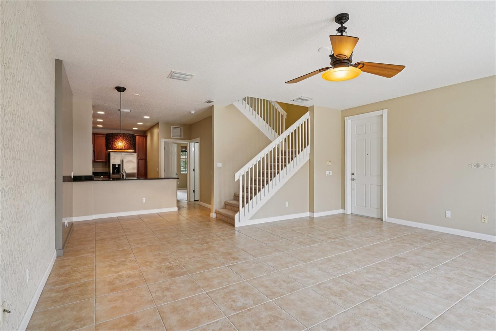 Image 5 of 61 For 8430 Leatherleaf Lane
