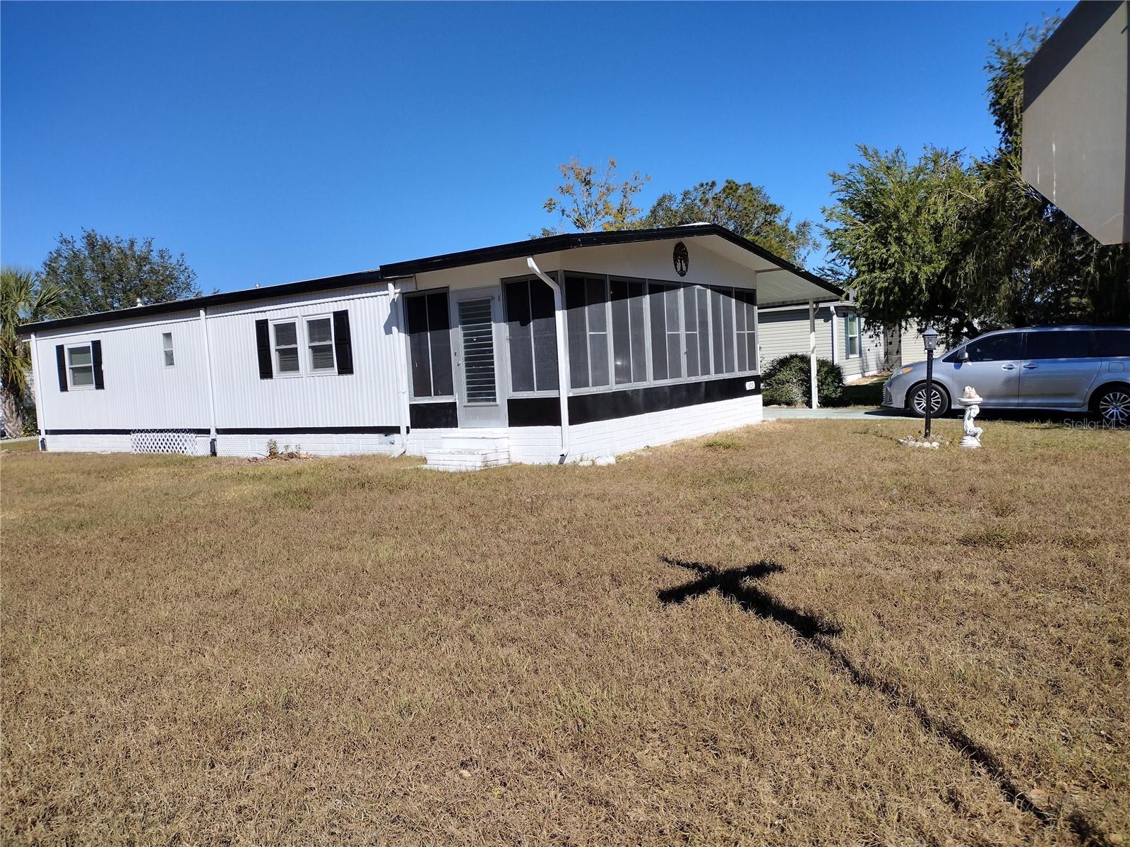 Details for 925 Beechwood Avenue, LADY LAKE, FL 32159