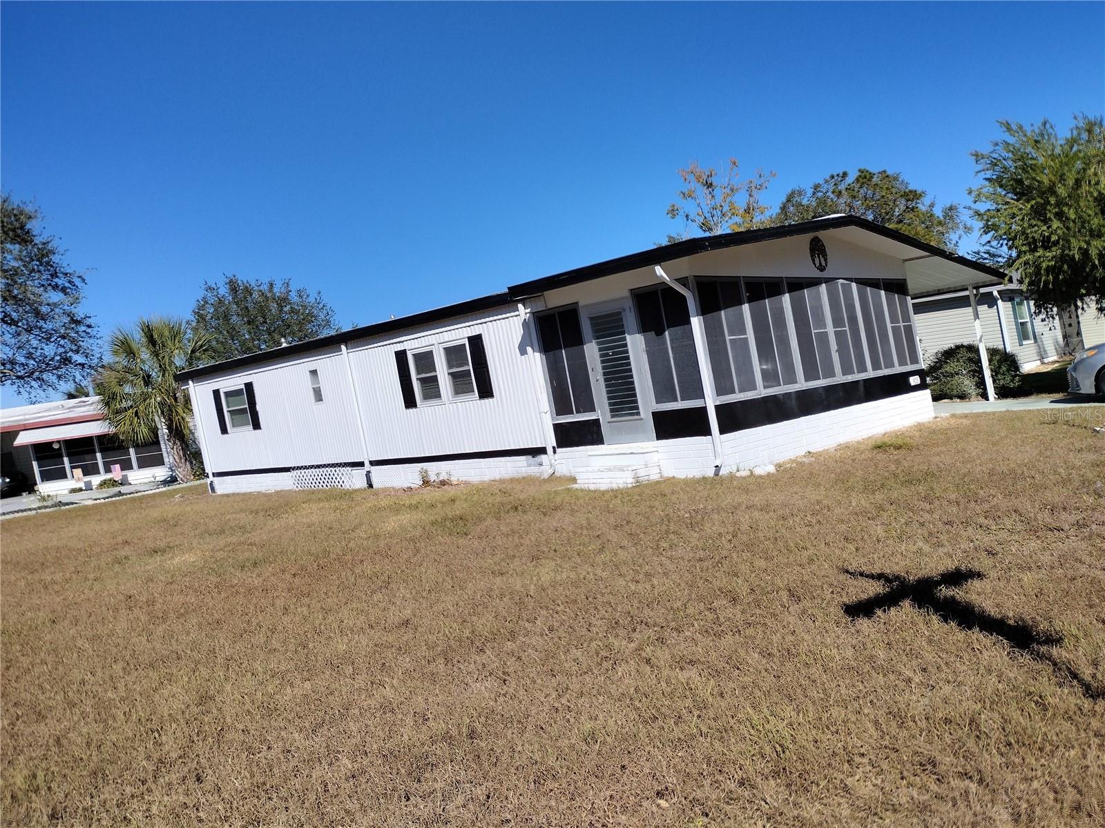 Image 3 of 22 For 925 Beechwood Avenue