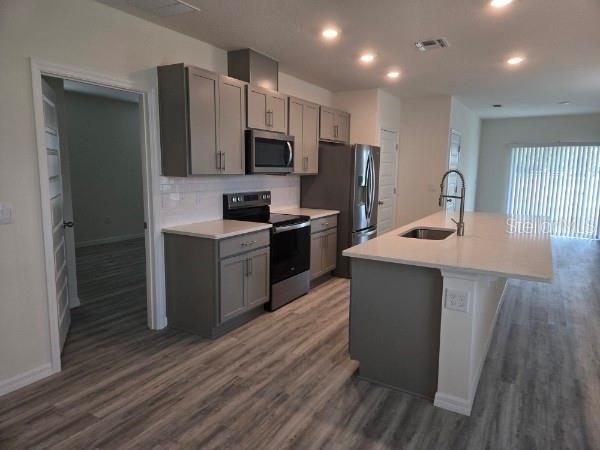 Image 4 of 24 For 1568 Hummingbird Road