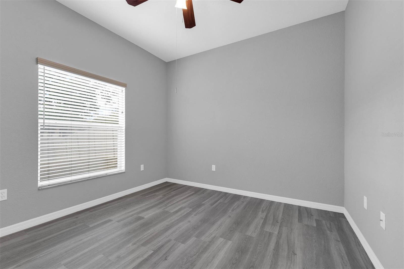 Image 27 of 39 For 3956 Shadowind Way