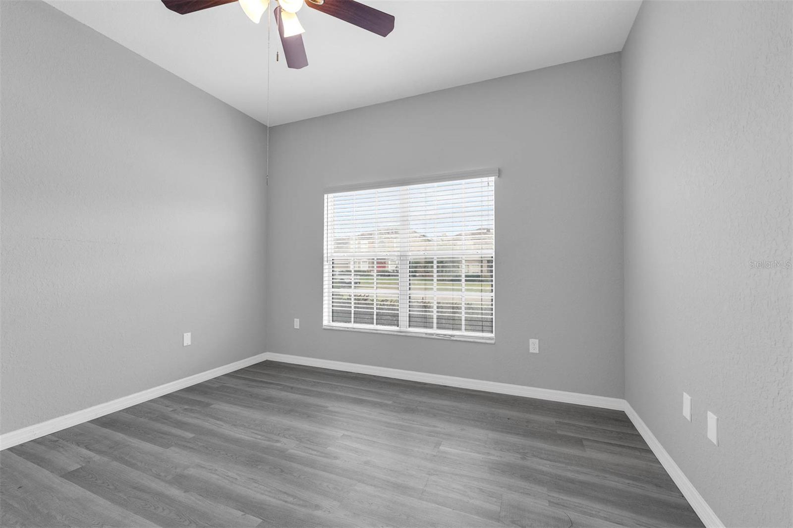 Image 32 of 39 For 3956 Shadowind Way