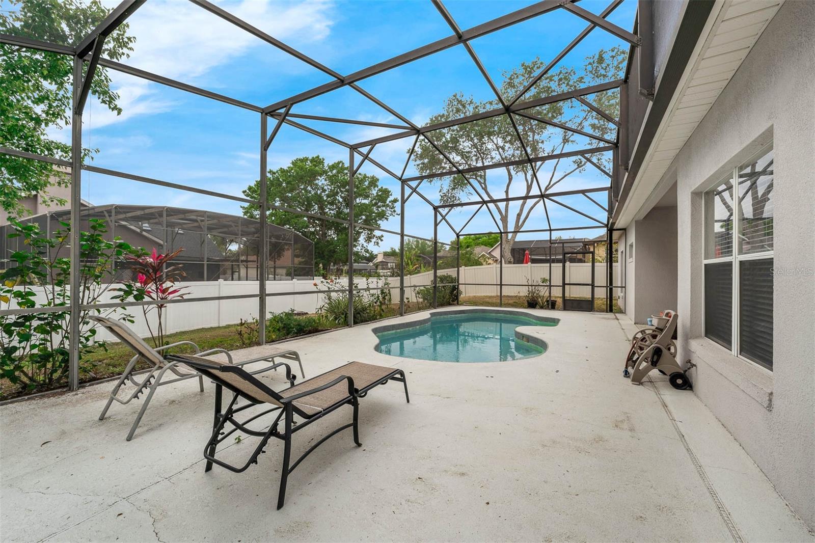 Image 36 of 39 For 3956 Shadowind Way