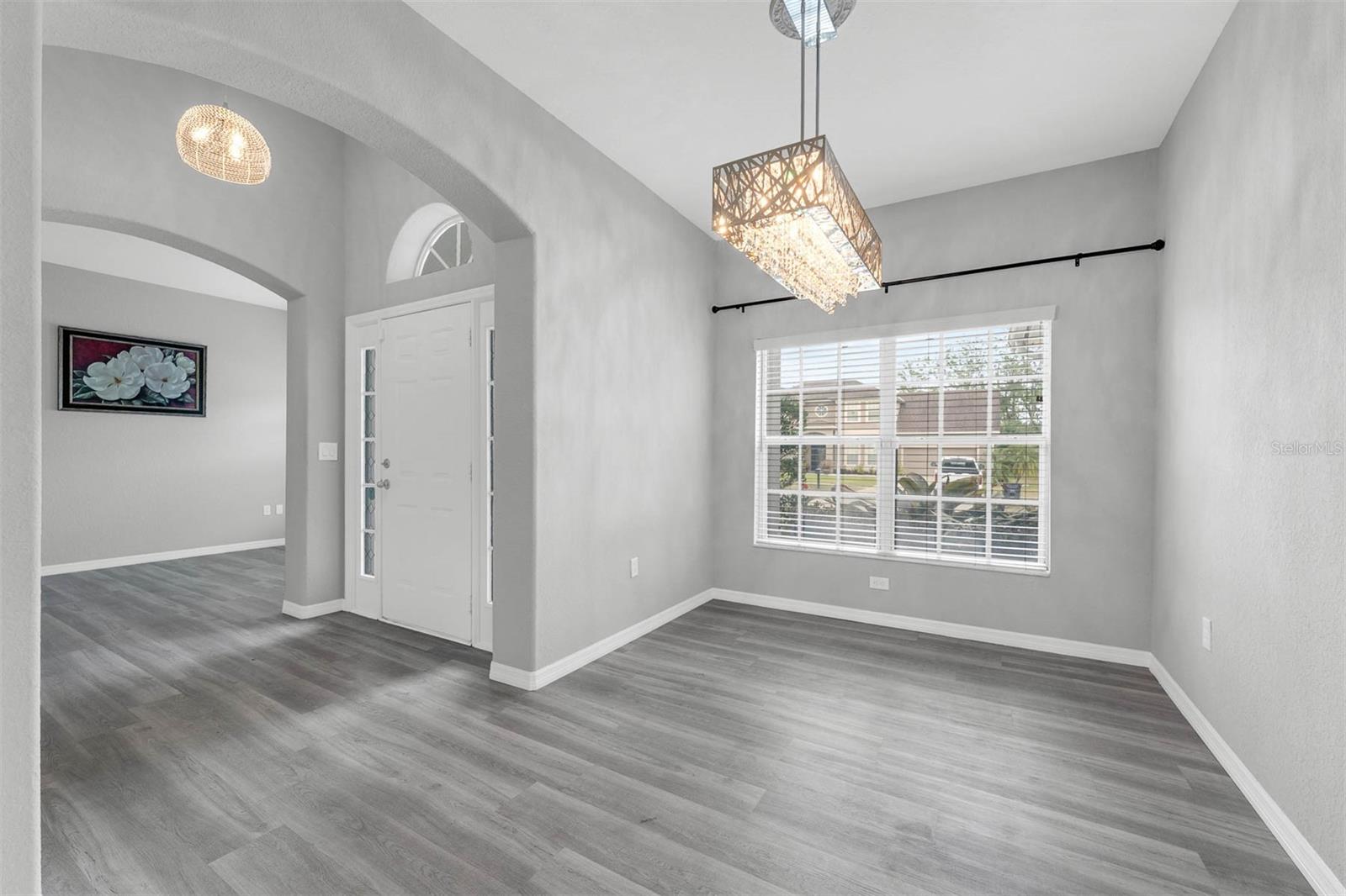 Image 6 of 39 For 3956 Shadowind Way