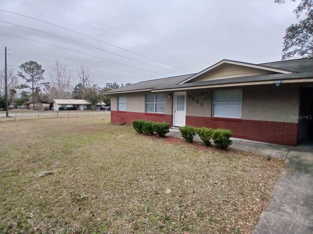 Image 4 of 9 For 4225 25th Avenue