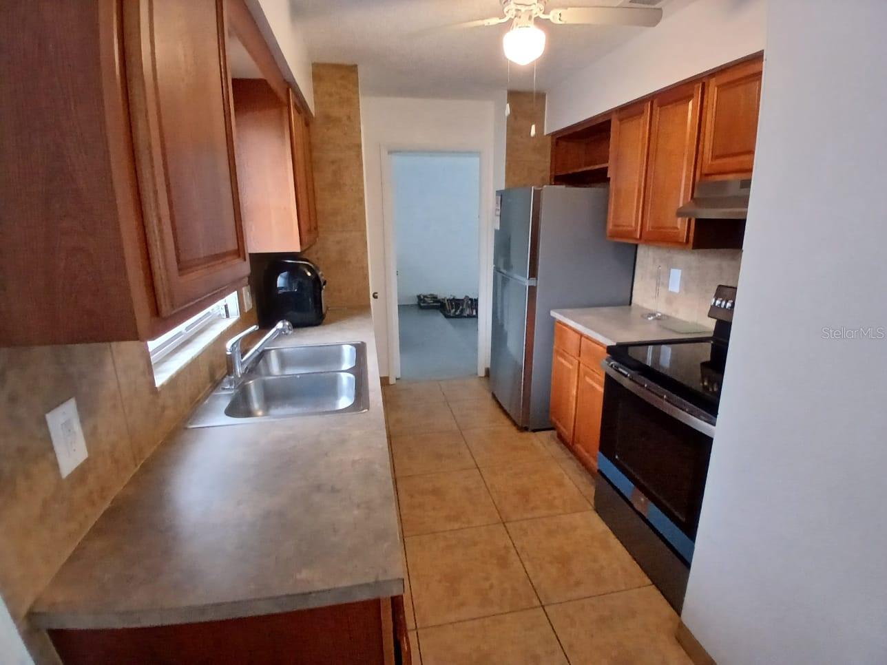 Image 5 of 9 For 4225 25th Avenue