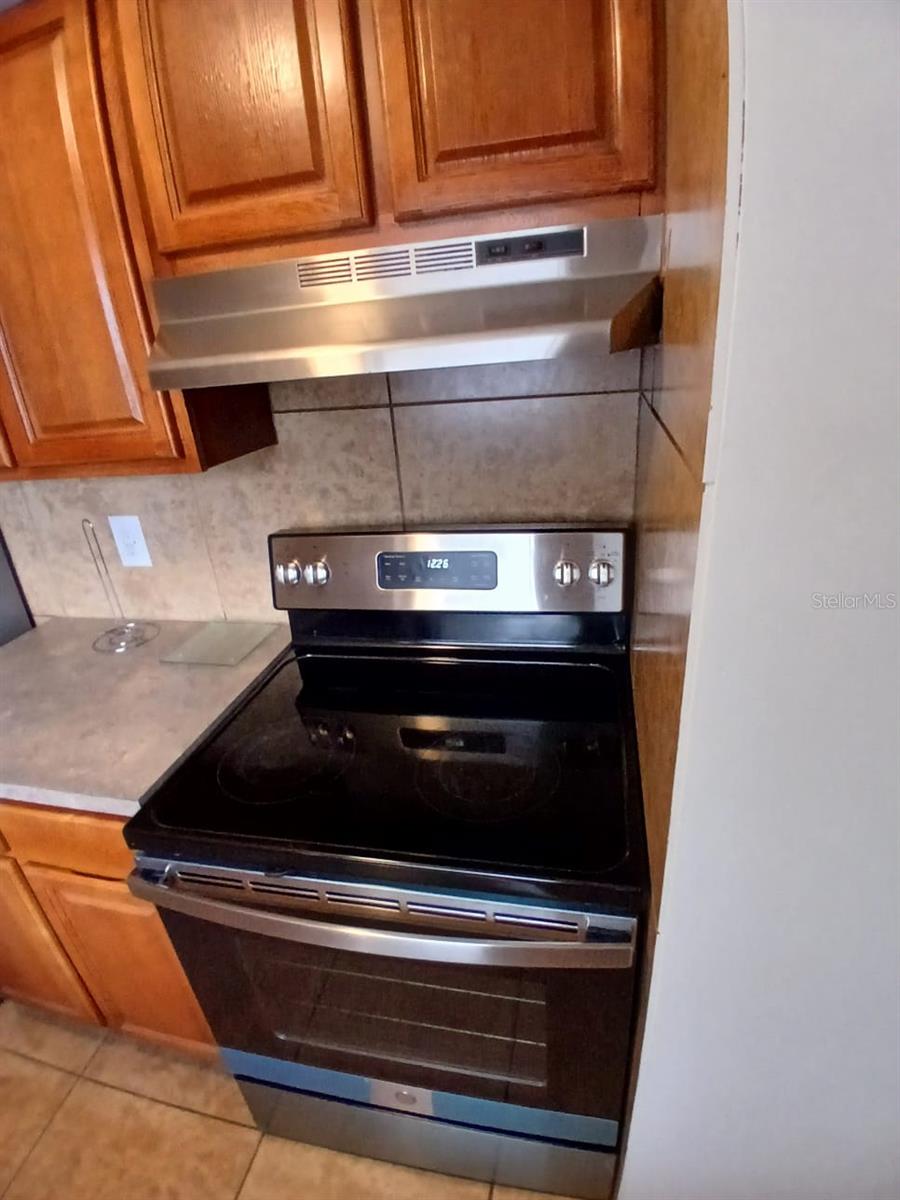 Image 6 of 9 For 4225 25th Avenue