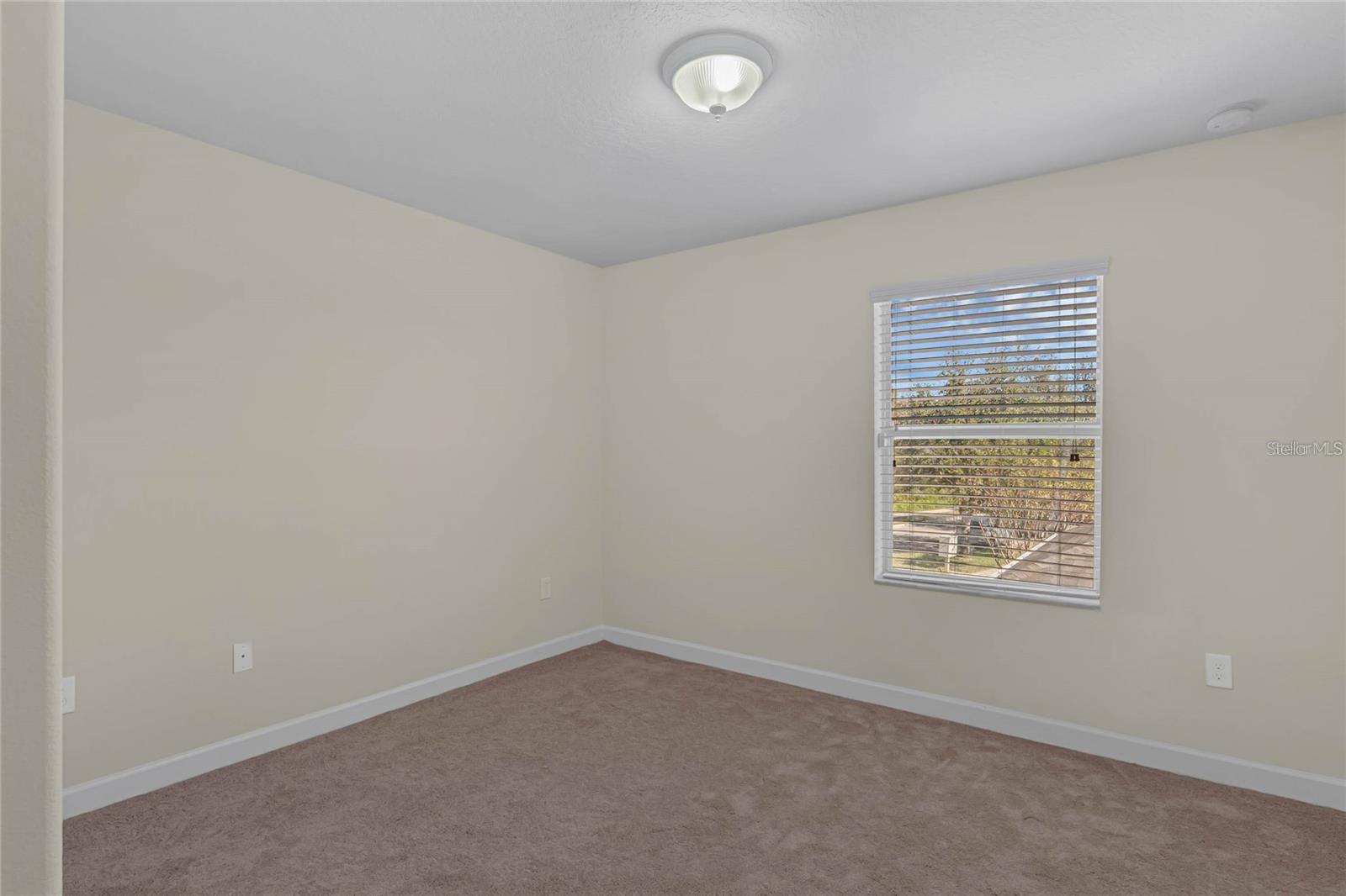 Image 12 of 43 For 15483 Avenue Of The Arbors