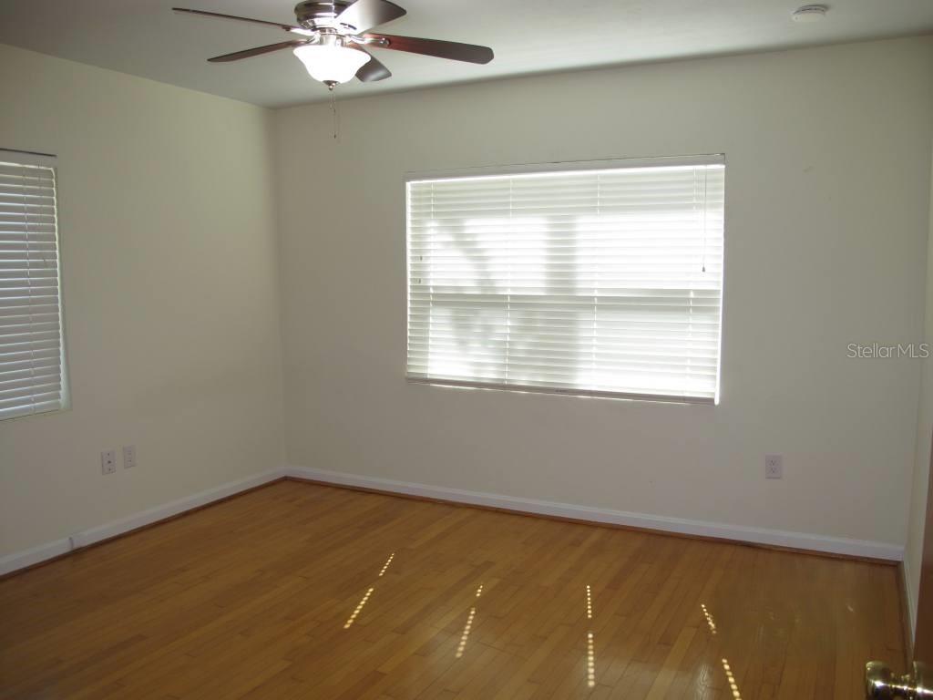 Image 12 of 15 For 915 Boardman Street