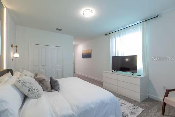 Image 13 of 59 For 2924 Protagonist Street