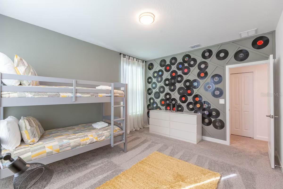 Image 19 of 59 For 2924 Protagonist Street