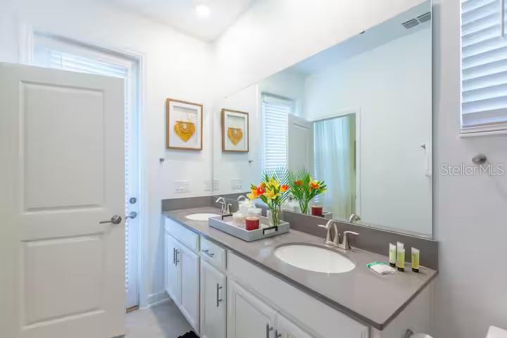 Image 22 of 59 For 2924 Protagonist Street