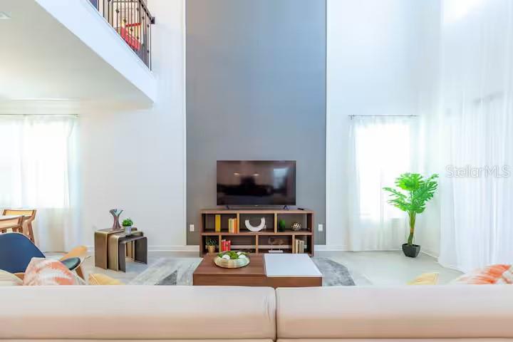 Image 3 of 59 For 2924 Protagonist Street