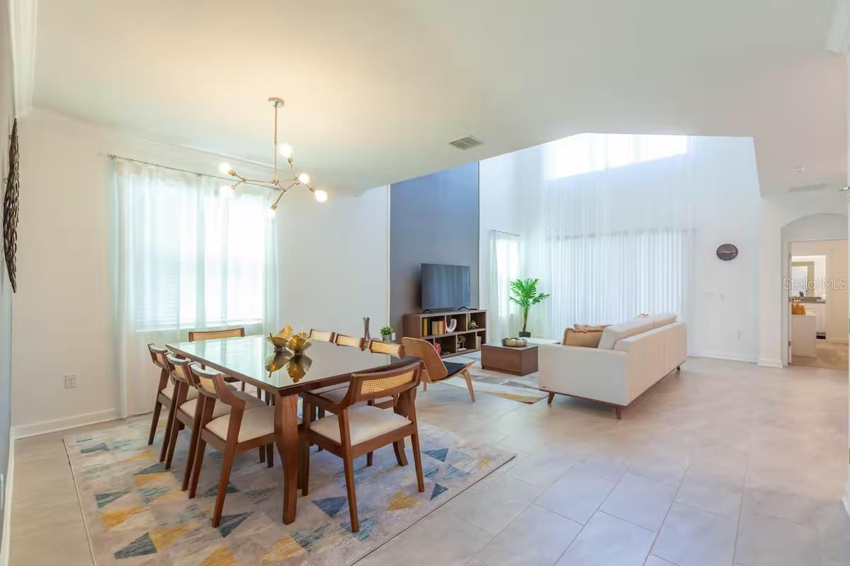 Image 41 of 59 For 2924 Protagonist Street