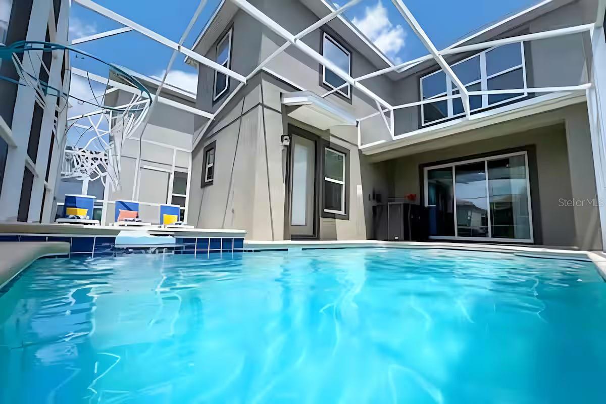 Image 6 of 59 For 2924 Protagonist Street