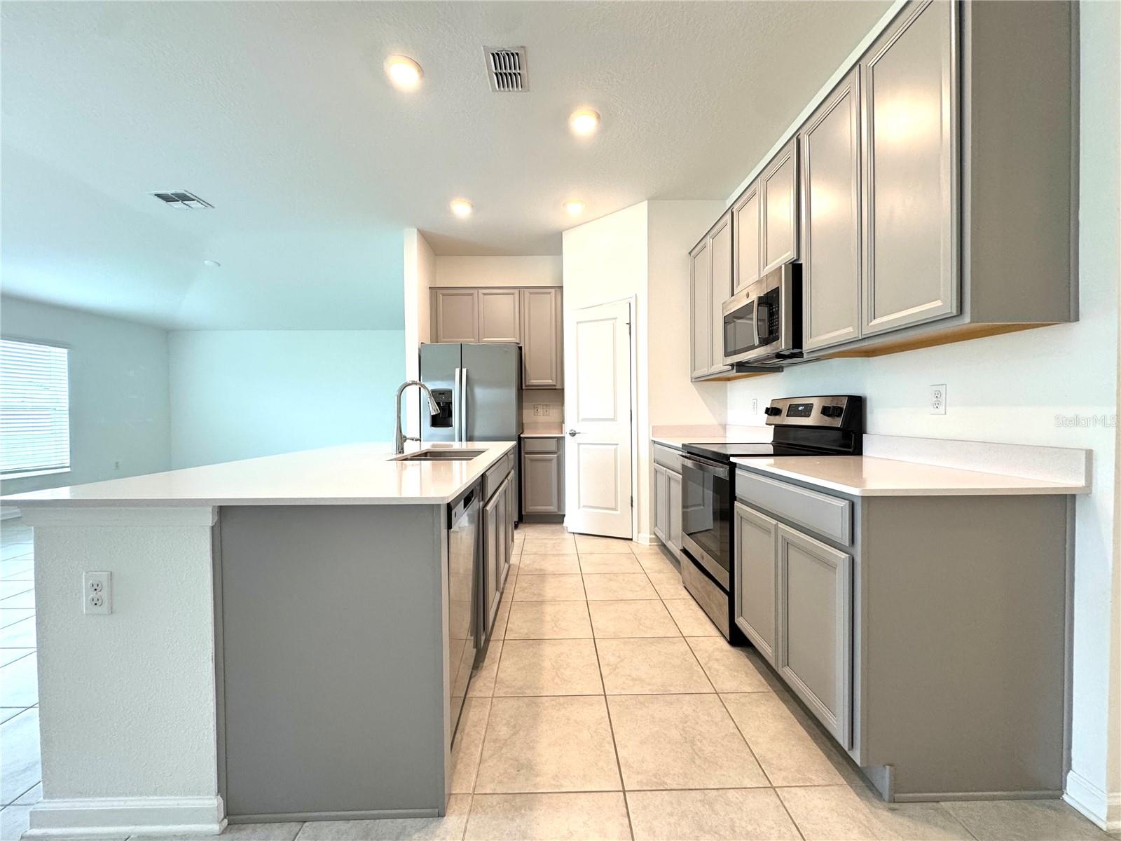 Image 3 of 19 For 4567 Tahoe Circle