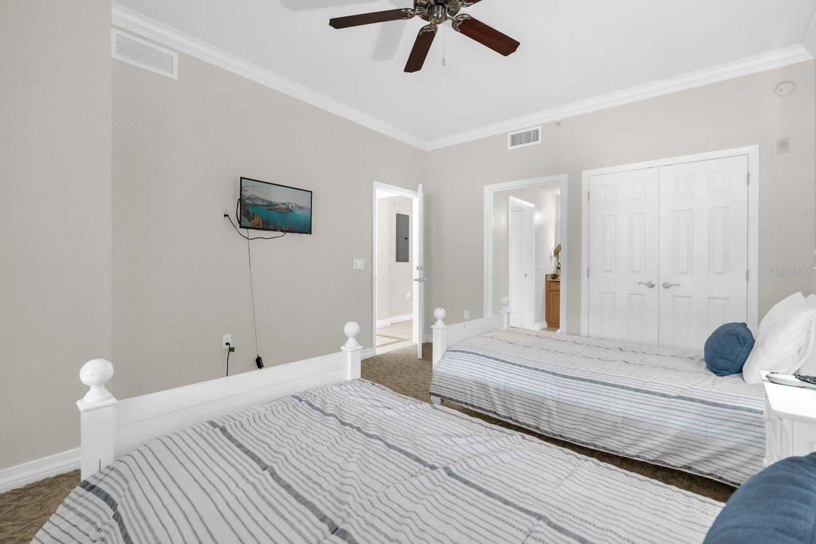 Image 15 of 28 For 7613 Cabana Court 102
