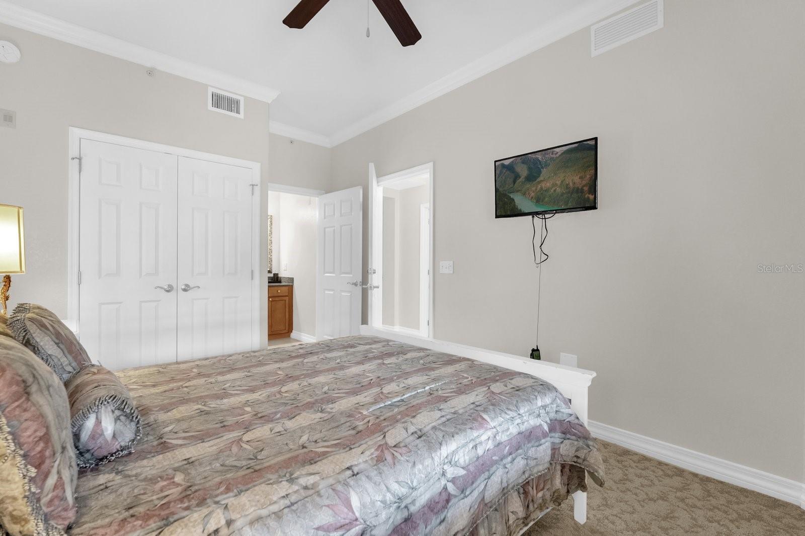 Image 17 of 28 For 7613 Cabana Court 102
