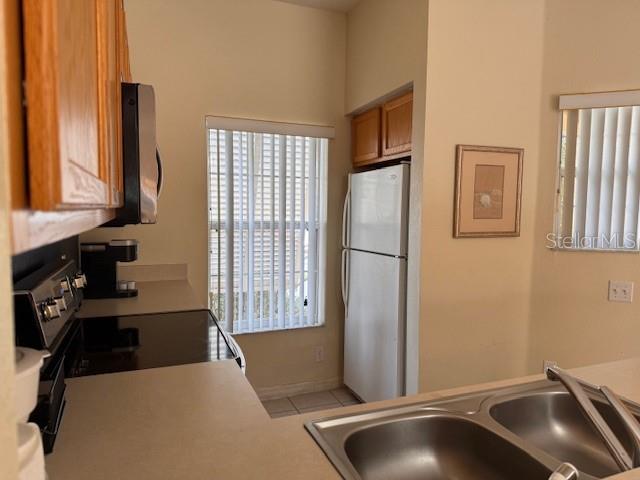 Image 5 of 22 For 4778 Vero Beach Place