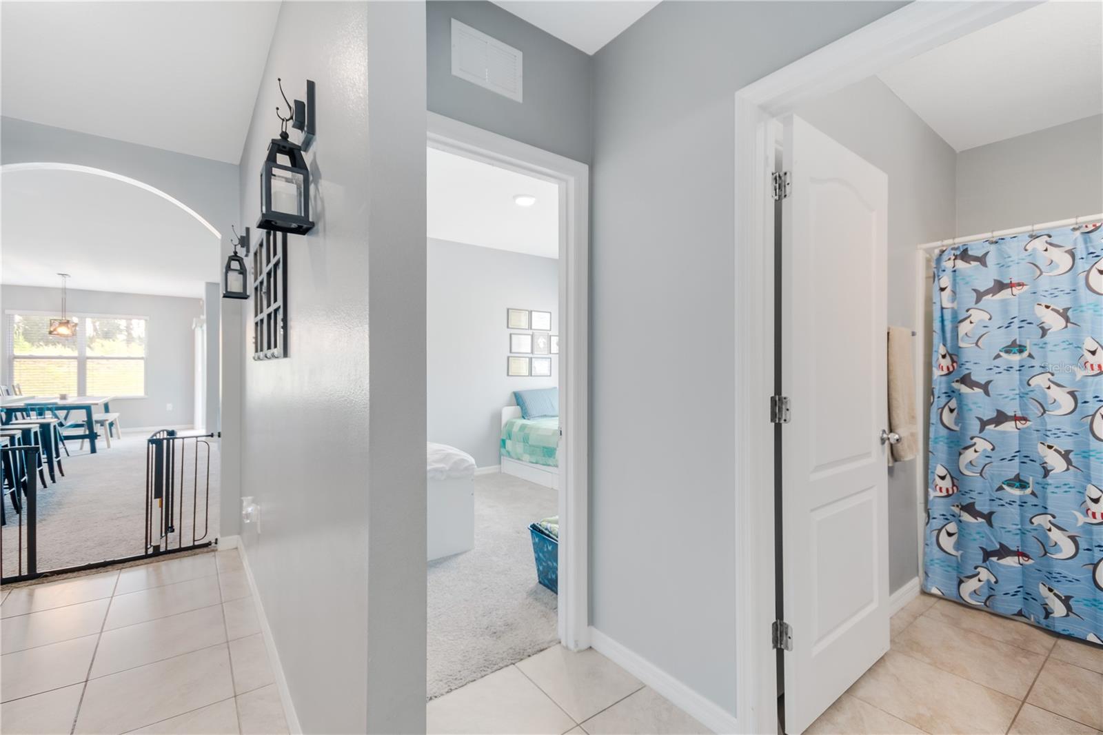 Image 14 of 39 For 984 Chanler Drive