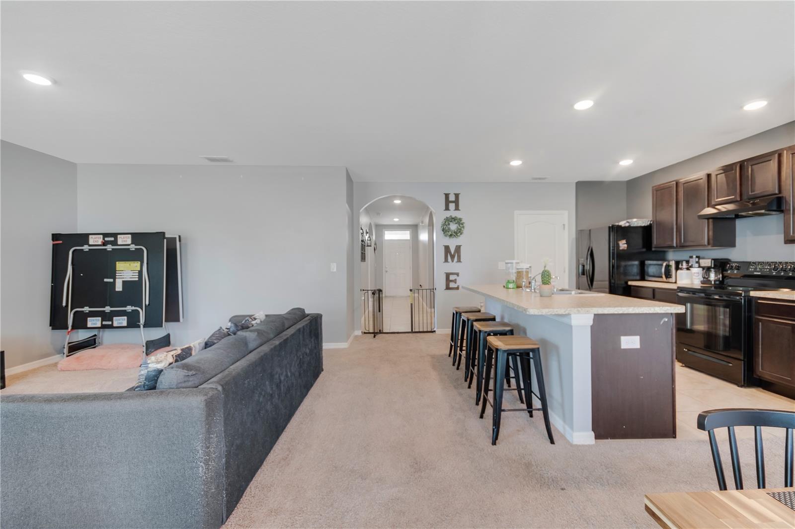 Image 17 of 39 For 984 Chanler Drive
