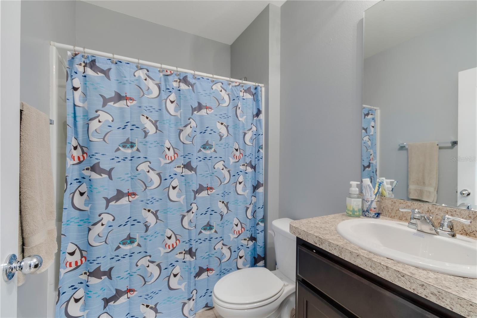 Image 29 of 39 For 984 Chanler Drive