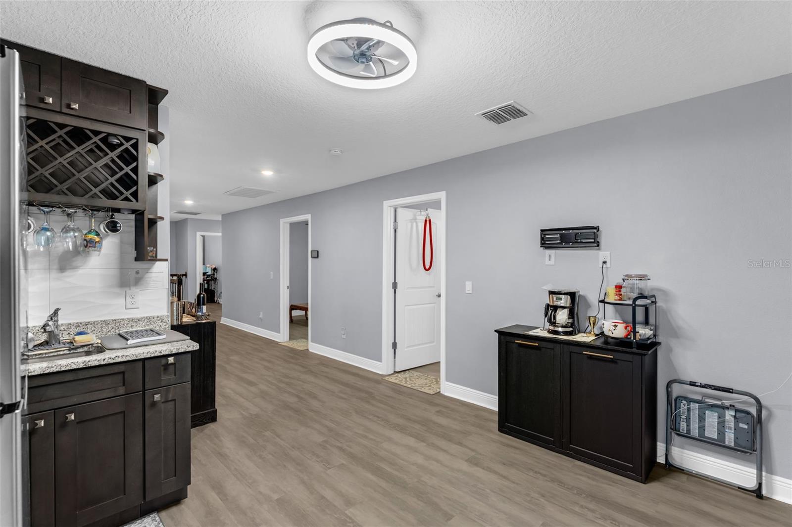 Image 17 of 62 For 10078 Hampshire Oaks Drive